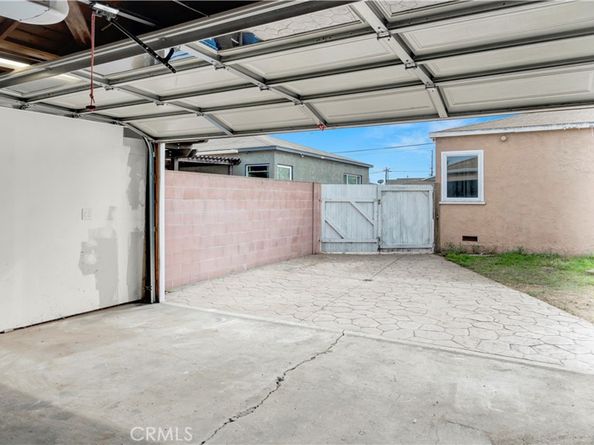 4485 W 142nd Street, Hawthorne CA 90250