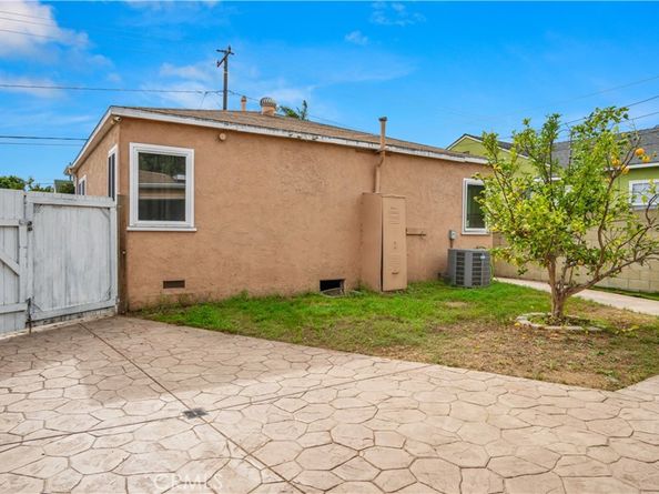 4485 W 142nd Street, Hawthorne CA 90250