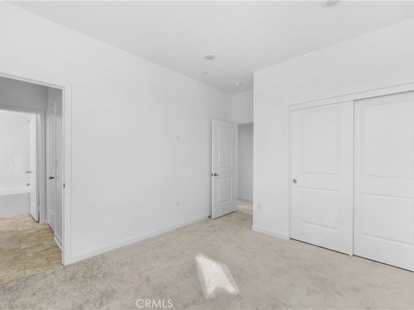 9423 1/2 N Sepulveda Blvd. 2, North Hills CA 91343