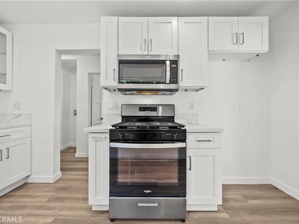 8900 Hazeltine Ave, Panorama City CA 91402