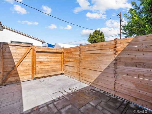 8900 Hazeltine Ave, Panorama City CA 91402