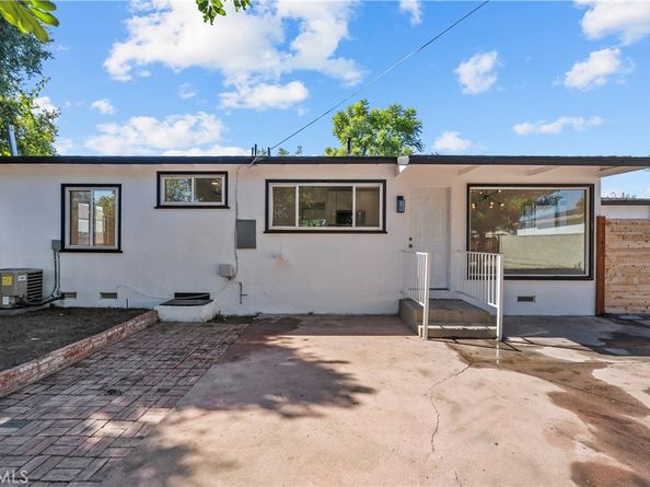 8900 Hazeltine Ave, Panorama City CA 91402