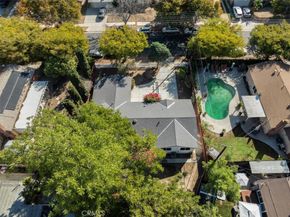 8581 Owensmouth, Canoga Park CA 91304