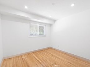 8581 Owensmouth, Canoga Park CA 91304