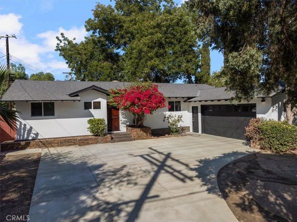 8581 Owensmouth, Canoga Park CA 91304