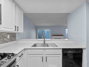 15735 Nordhoff Street 36, North Hills CA 91343