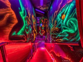 2189 Sunset Plaza Drive, Los Angeles CA 90069