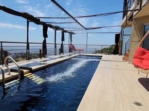 2189 Sunset Plaza Drive, Los Angeles CA 90069