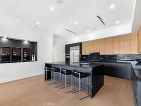 5134 Medina Road, Woodland Hills CA 91364