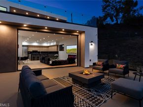 5134 Medina Road, Woodland Hills CA 91364