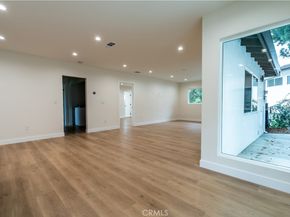 3362 Bellota Way, Los Angeles CA 90027