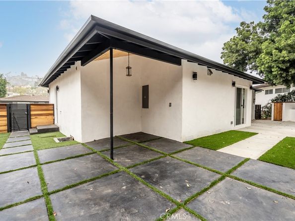 3362 Bellota Way, Los Angeles CA 90027