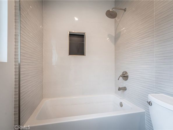 3362 Bellota Way, Los Angeles CA 90027