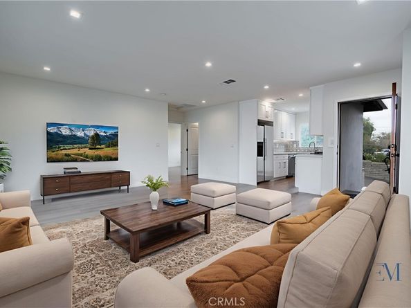 3362 Bellota Way, Los Angeles CA 90027