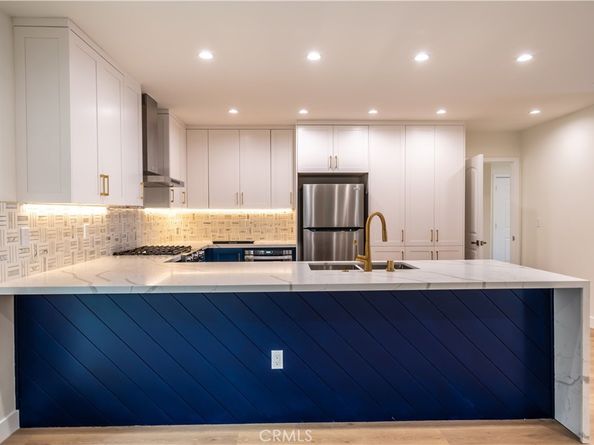 3362 Bellota Way, Los Angeles CA 90027