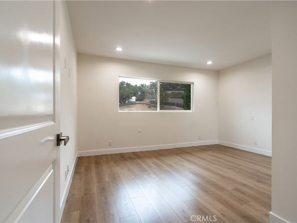 3362 Bellota Way, Los Angeles CA 90027