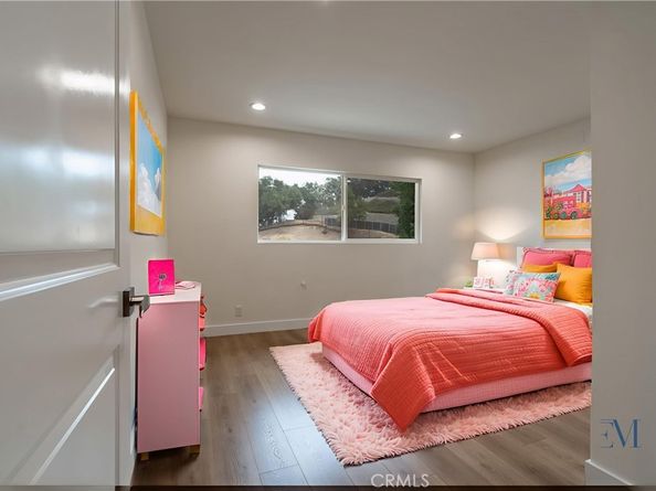 3362 Bellota Way, Los Angeles CA 90027