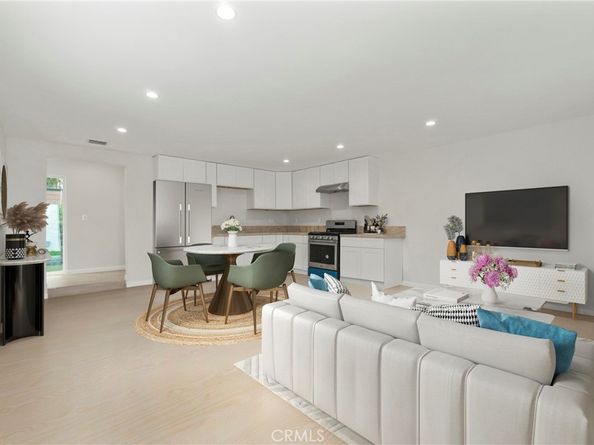4635 Noble Avenue, Sherman Oaks CA 91403