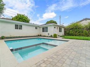 4635 Noble Avenue, Sherman Oaks CA 91403