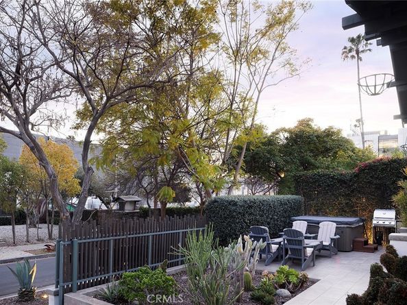 6067 Harold Way, Los Angeles CA 90028