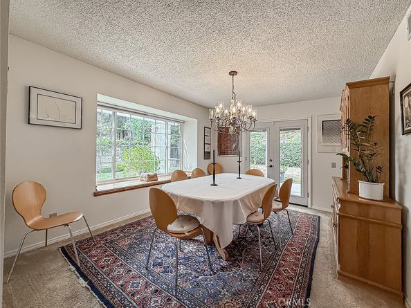 5021 Ambridge Drive, Calabasas CA 91301