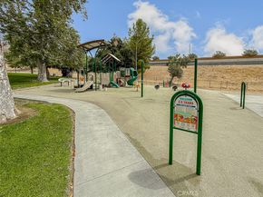 5021 Ambridge Drive, Calabasas CA 91301