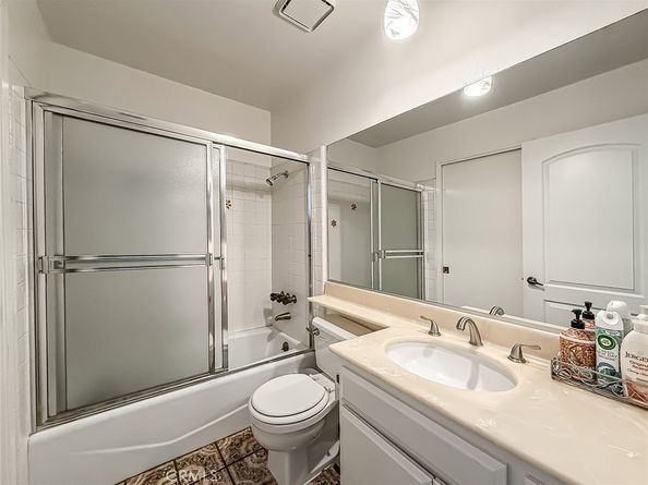5021 Ambridge Drive, Calabasas CA 91301