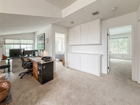 5021 Ambridge Drive, Calabasas CA 91301