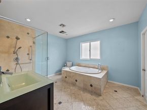 6425 Satsuma Avenue, North Hollywood CA 91606