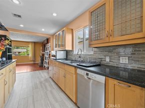 6425 Satsuma Avenue, North Hollywood CA 91606