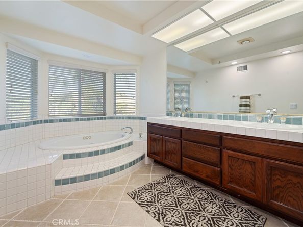 11648 Mariposa Bay Lane, Porter Ranch CA 91326