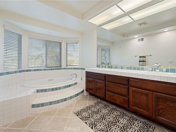 11648 Mariposa Bay Lane, Porter Ranch CA 91326