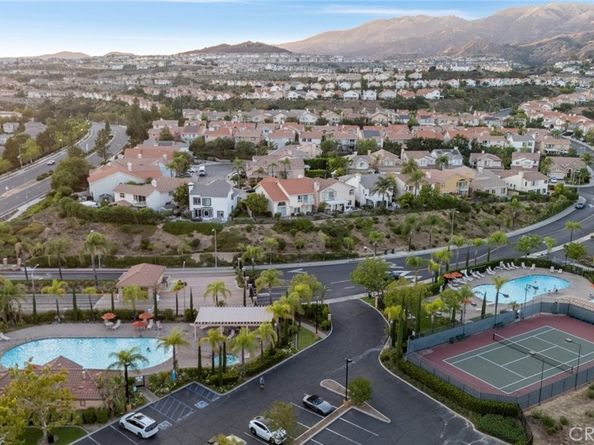 11648 Mariposa Bay Lane, Porter Ranch CA 91326