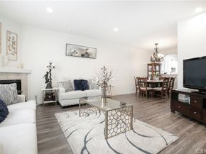 18347 Saticoy Street 17, Reseda CA 91335