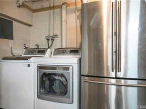 18347 Saticoy Street 17, Reseda CA 91335