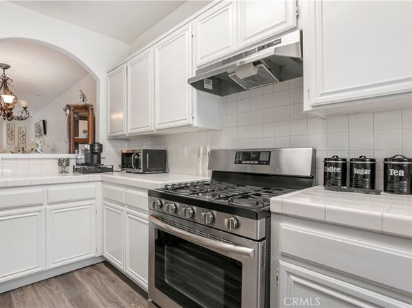 18347 Saticoy Street 17, Reseda CA 91335