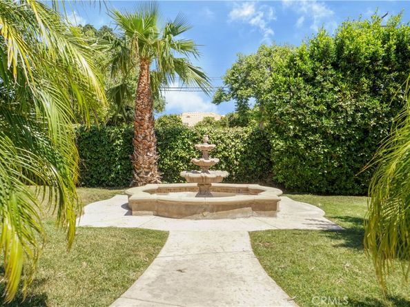 9455 Brandon Court, Northridge CA 91325