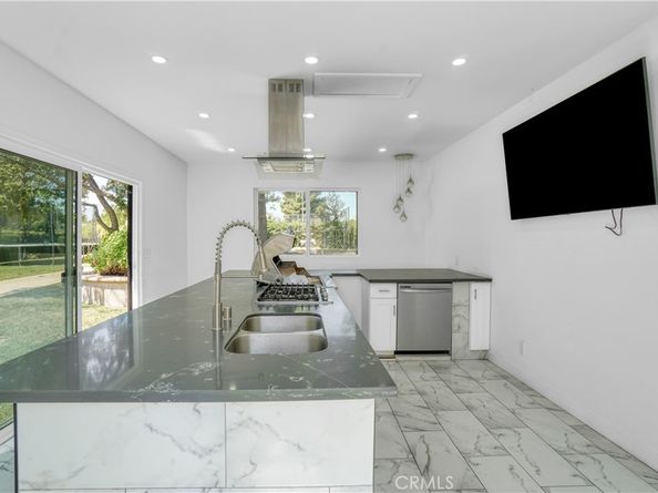 9455 Brandon Court, Northridge CA 91325