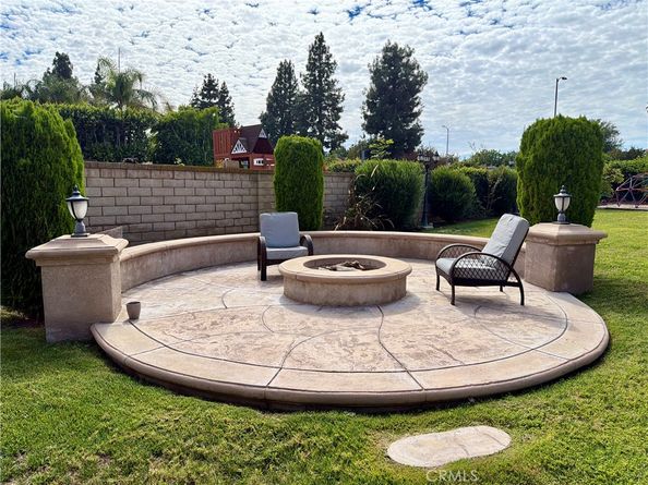 9455 Brandon Court, Northridge CA 91325