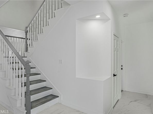 9455 Brandon Court, Northridge CA 91325