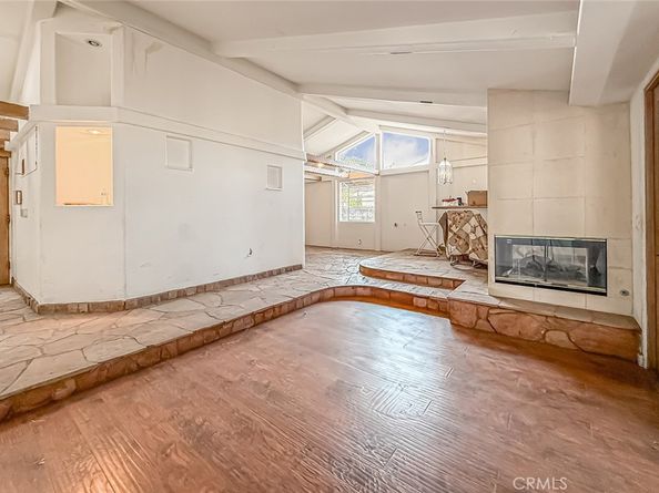 8835 Monogram Avenue, North Hills CA 91343