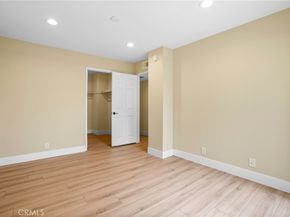 1207 N Columbus Avenue, Glendale CA 91202