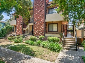 1207 N Columbus Avenue, Glendale CA 91202