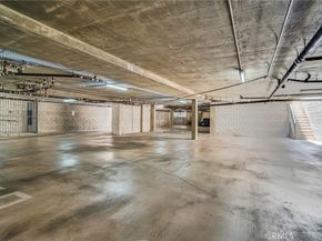 1207 N Columbus Avenue, Glendale CA 91202