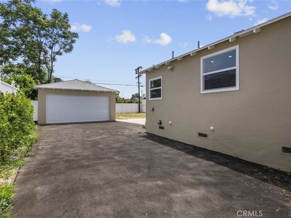 6820 Jellico Avenue, Van Nuys CA 91406