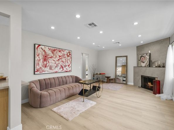 6820 Jellico Avenue, Van Nuys CA 91406