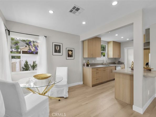 6820 Jellico Avenue, Van Nuys CA 91406