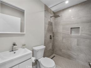 6820 Jellico Avenue, Van Nuys CA 91406