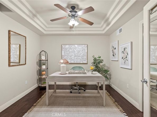 12044 Hoffman Street 204, Studio City CA 91604