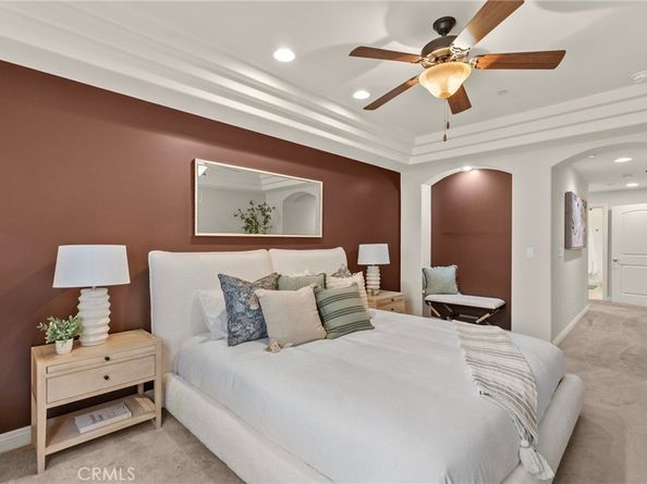 12044 Hoffman Street 204, Studio City CA 91604